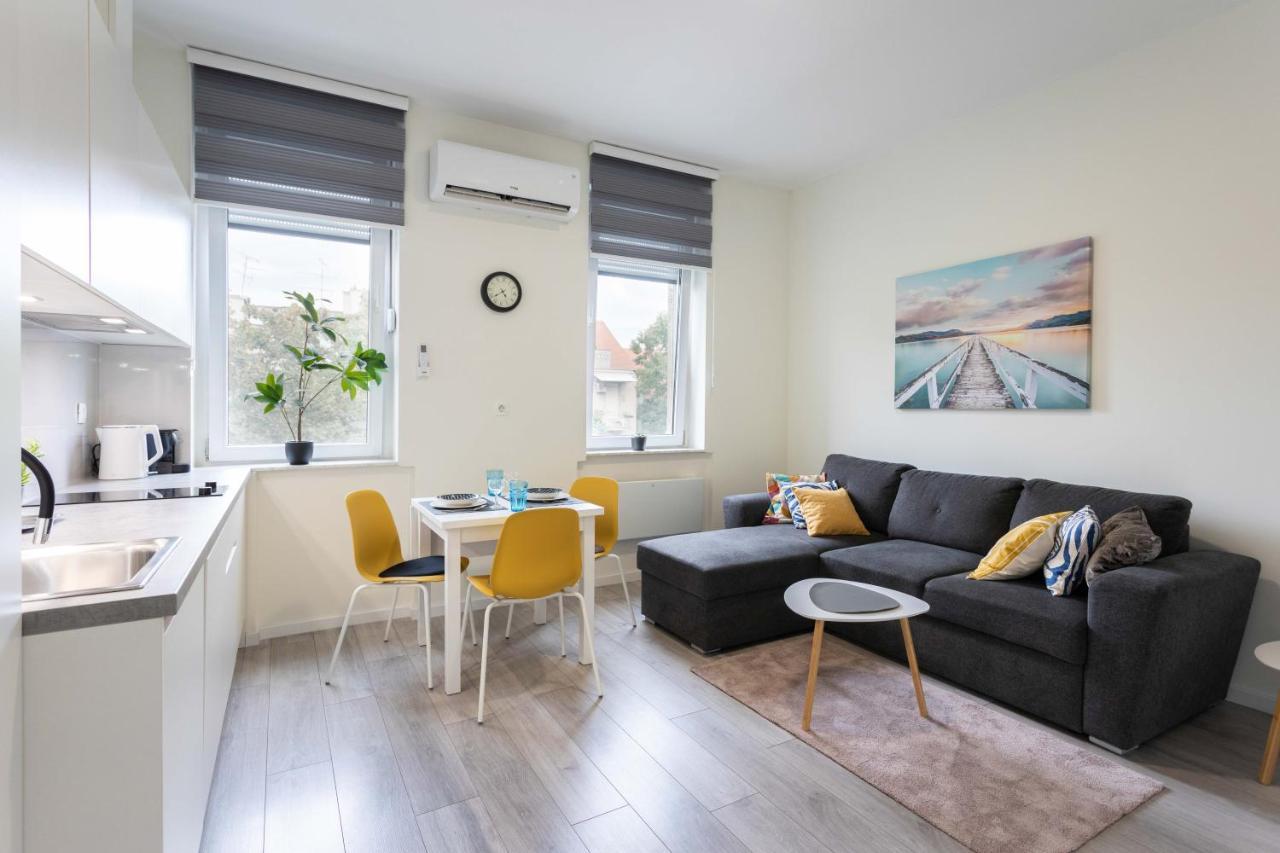 Bright And Modern Apartments In City Center Zagreb Exterior foto